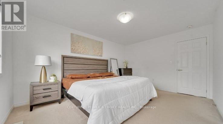 Photo 12 of 40 Averill Road, Brampton ON