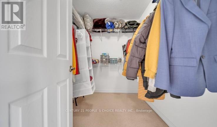 Photo 15 of 40 Averill Road, Brampton ON