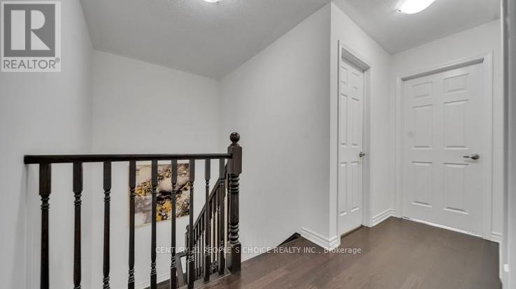 Photo 27 of 40 Averill Road, Brampton ON