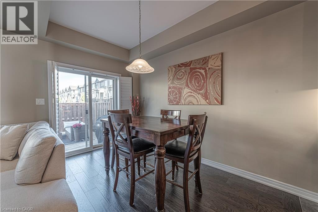Photo 18 of 28 Kingsborough Drive, Hamilton ON