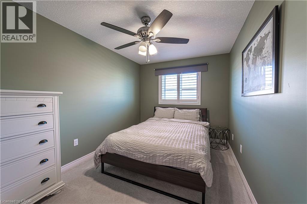 Photo 27 of 28 Kingsborough Drive, Hamilton ON