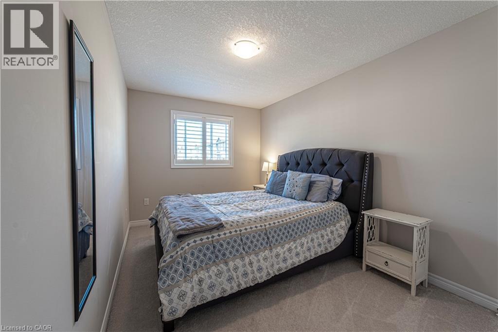 Photo 29 of 28 Kingsborough Drive, Hamilton ON