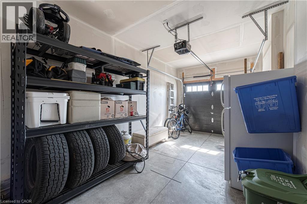 Photo 42 of 28 Kingsborough Drive, Hamilton ON
