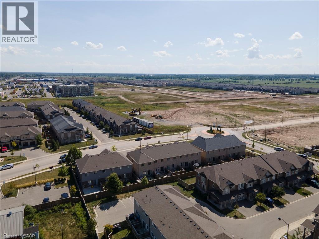 Photo 49 of 28 Kingsborough Drive, Hamilton ON