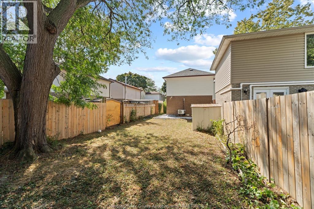 Photo 36 of 1212 Copperfield Place, Windsor ON