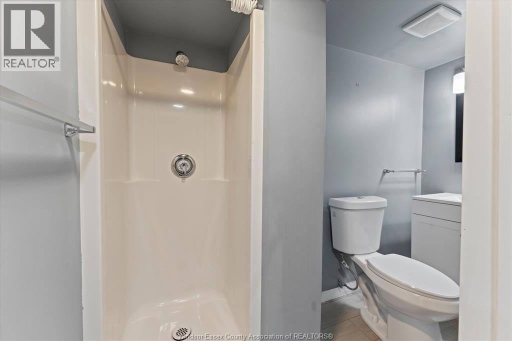Photo 33 of 1212 Copperfield Place, Windsor ON