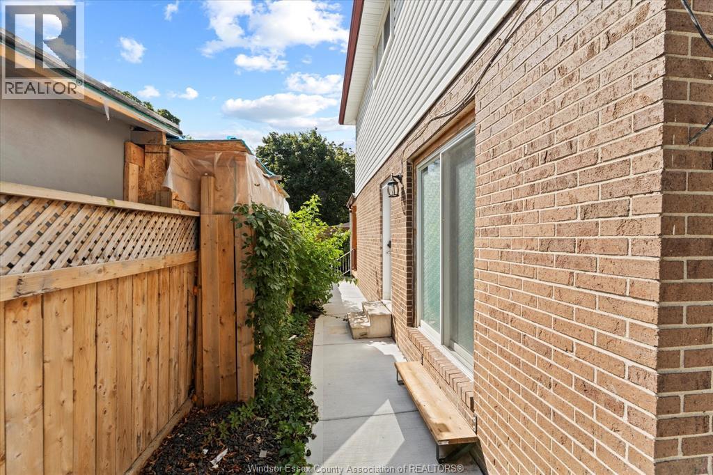 Photo 34 of 1212 Copperfield Place, Windsor ON