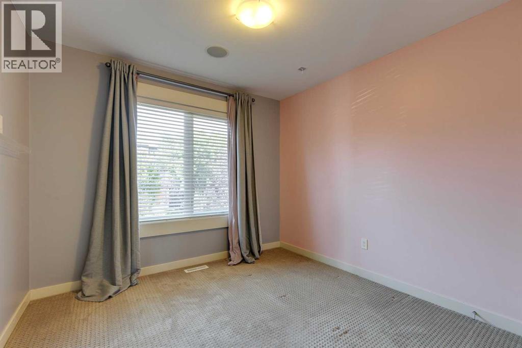 Photo 30 of 2123 32 Avenue Sw, Calgary AB