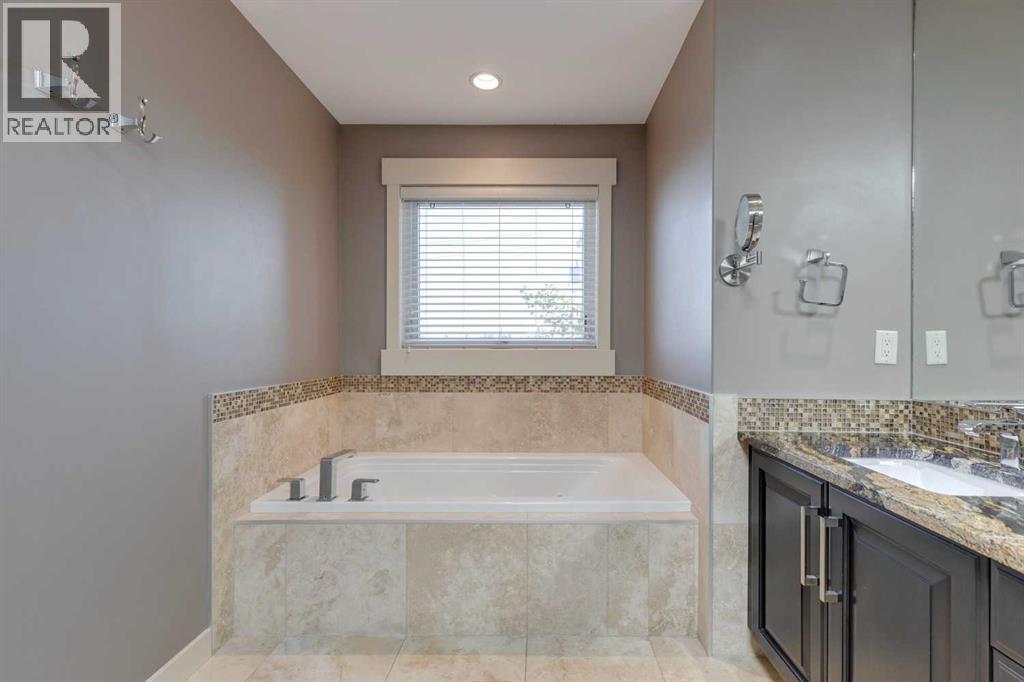 Photo 27 of 2123 32 Avenue Sw, Calgary AB