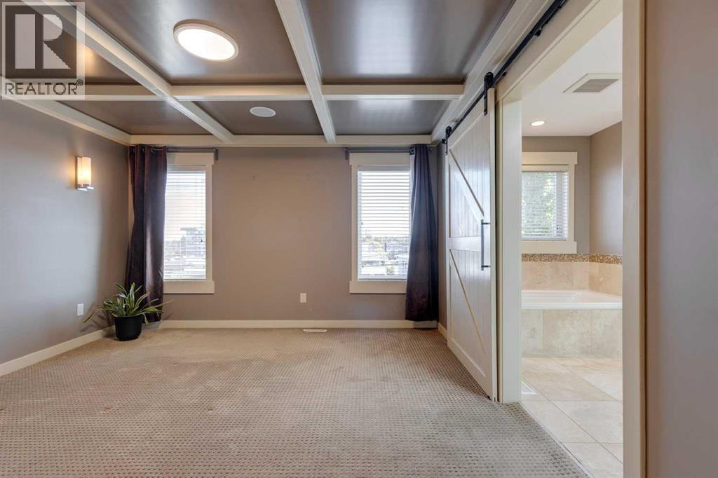 Photo 24 of 2123 32 Avenue Sw, Calgary AB