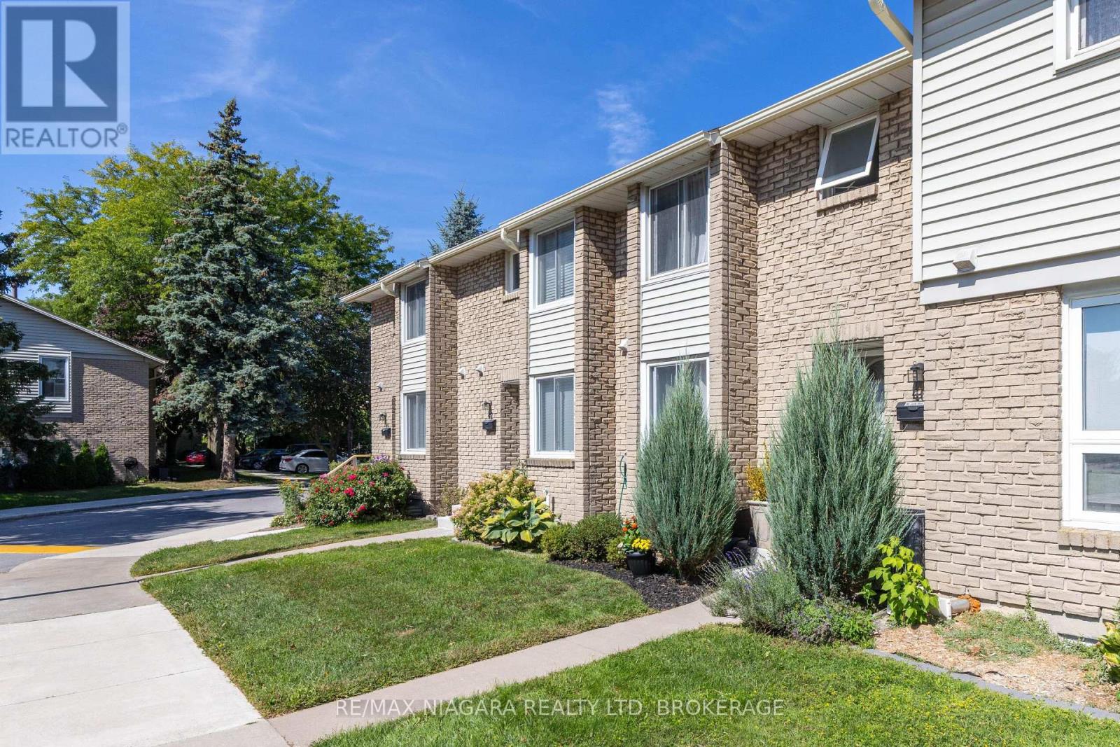Photo 27 of 43 6767 Thorold Stone Road, Niagara Falls ON