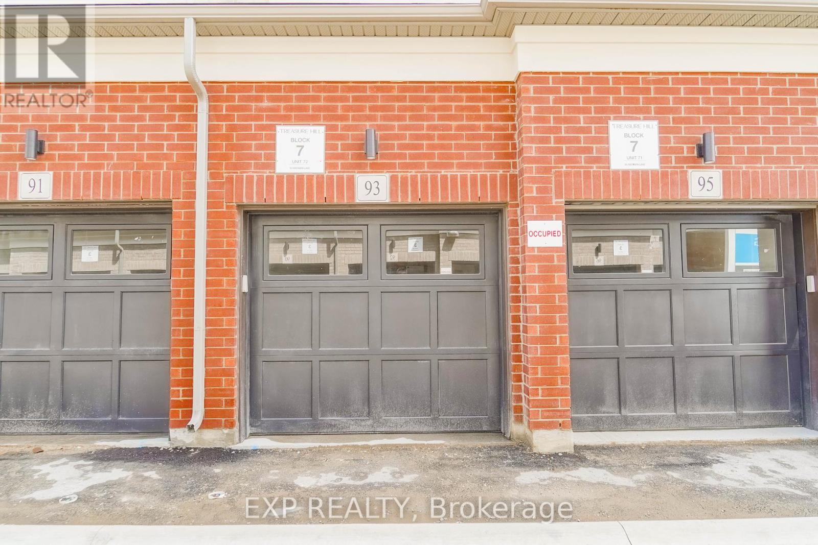 Photo 36 of 93 Matawin Lane, Richmond Hill ON