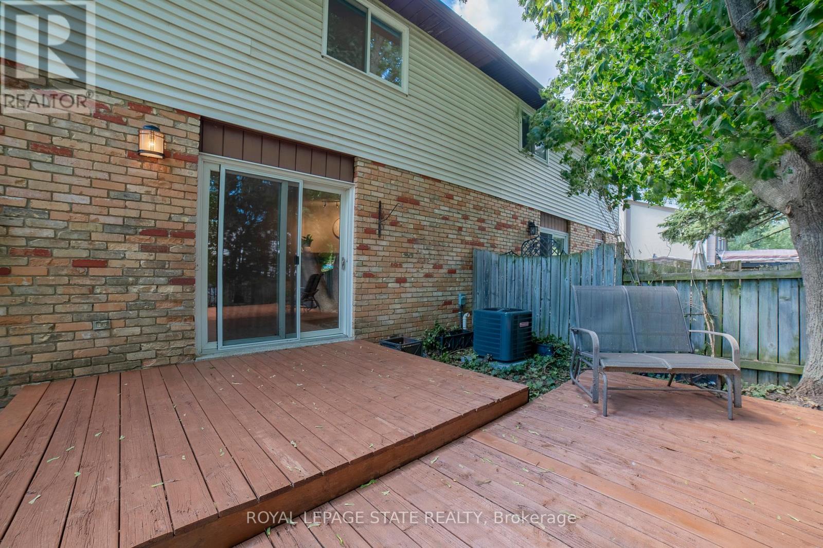 Photo 43 of 929 Daryl Drive, Burlington ON
