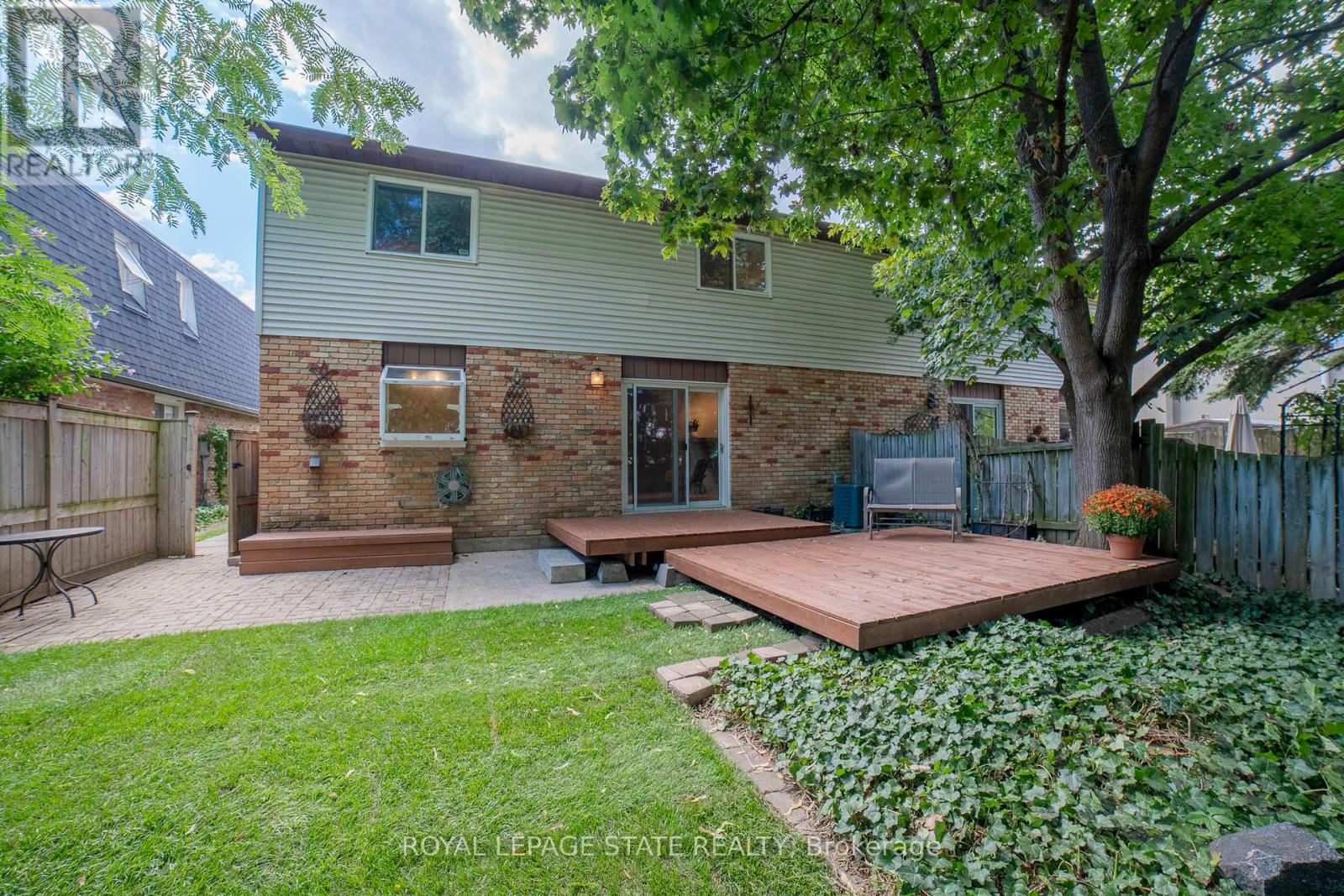 Photo 44 of 929 Daryl Drive, Burlington ON