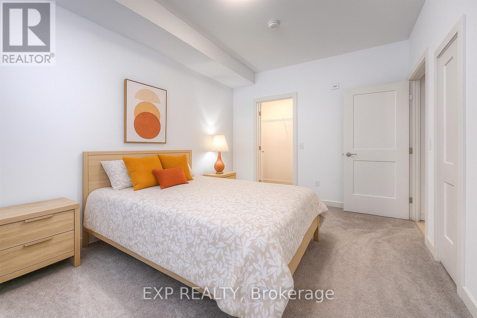Photo 12 of 221 251 Northfield Drive E, Waterloo ON