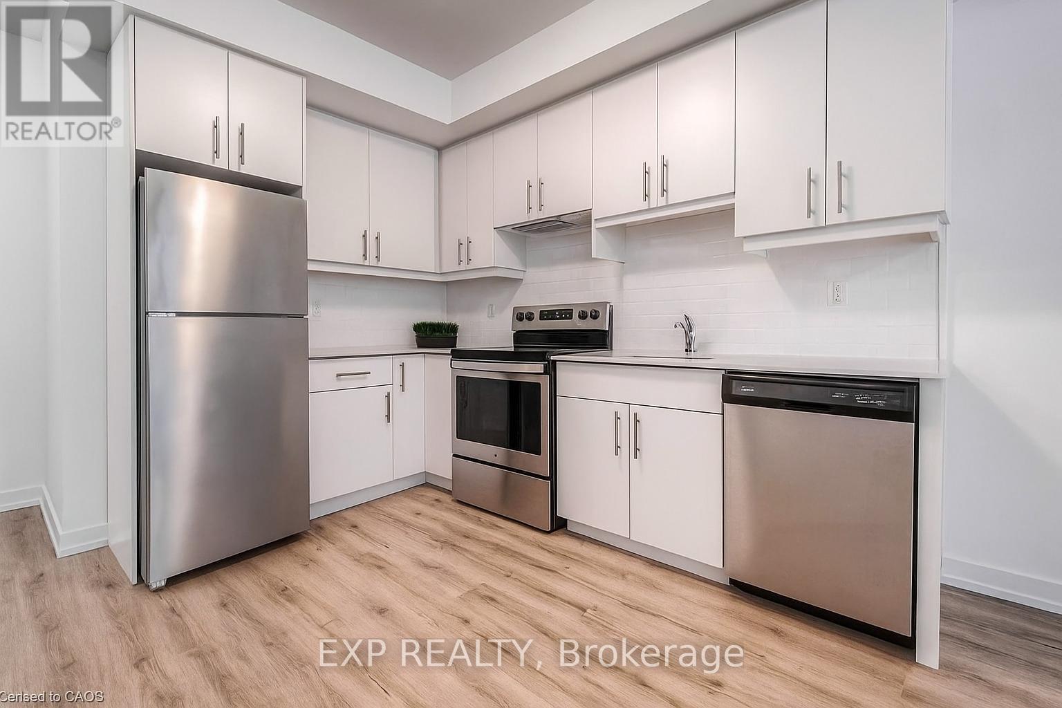 Photo 10 of 221 251 Northfield Drive E, Waterloo ON