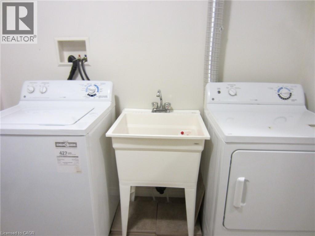 Photo 4 of 931 Glasgow Street Unit 6 C, Kitchener ON