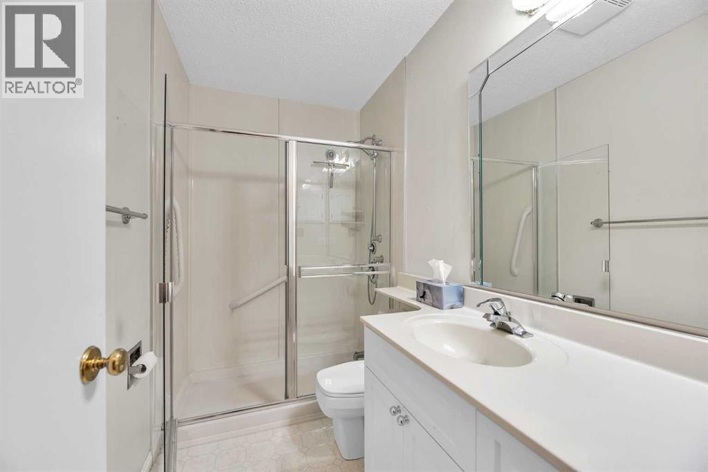 Photo 22 of 10732 Maplebend Drive Se, Calgary AB