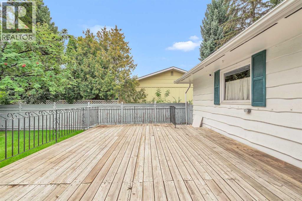 Photo 34 of 10732 Maplebend Drive Se, Calgary AB