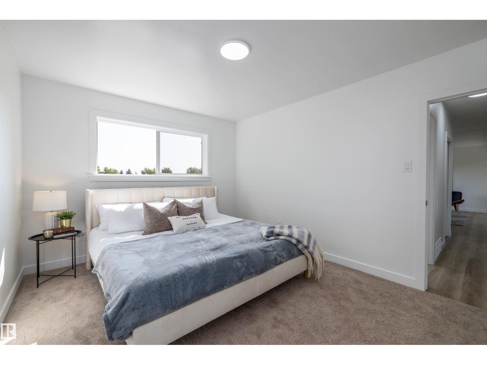 Photo 16 of 13044 78 St Nw, Edmonton AB