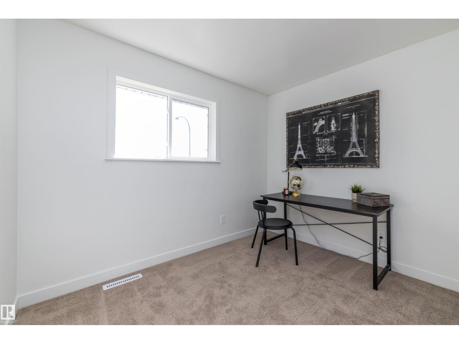 Photo 18 of 13044 78 St Nw, Edmonton AB
