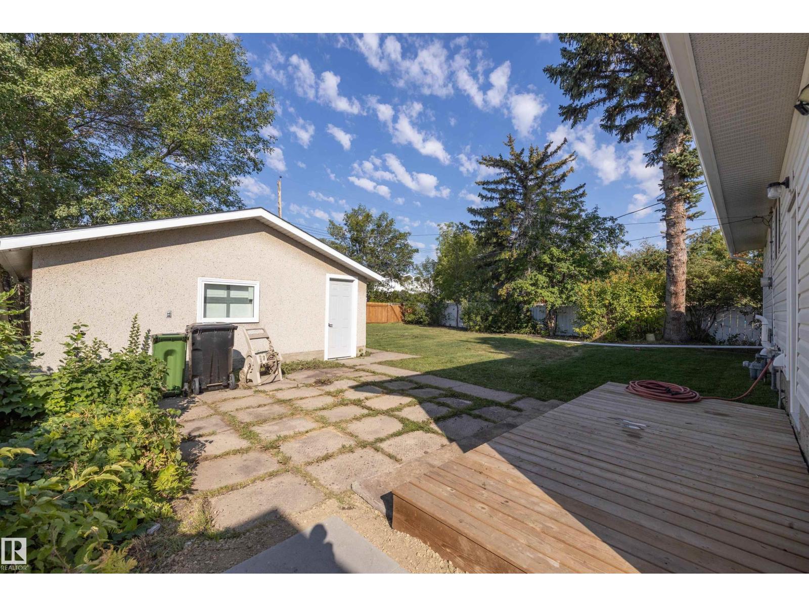 Photo 37 of 13044 78 St Nw, Edmonton AB