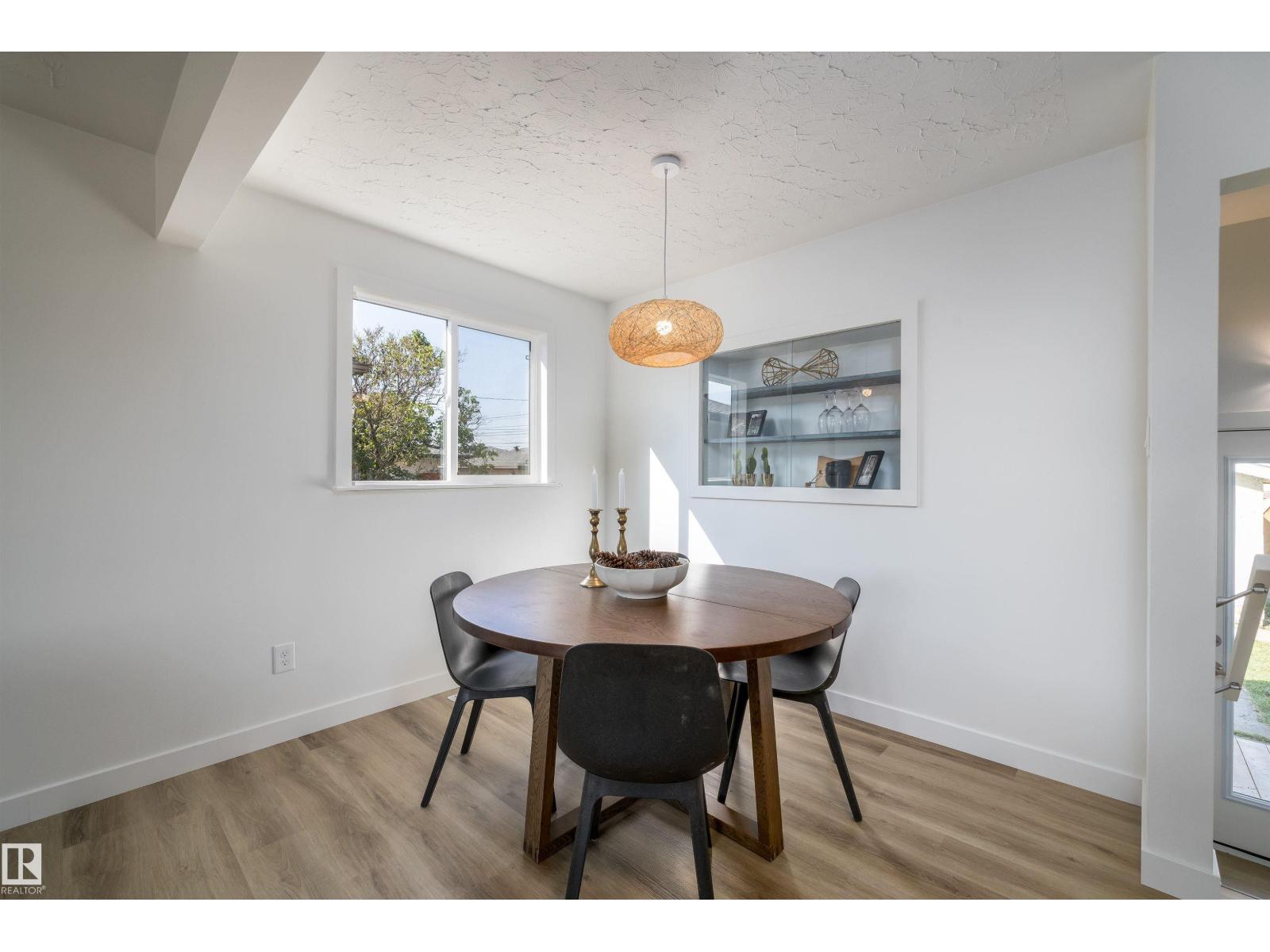 Photo 8 of 13044 78 St Nw, Edmonton AB