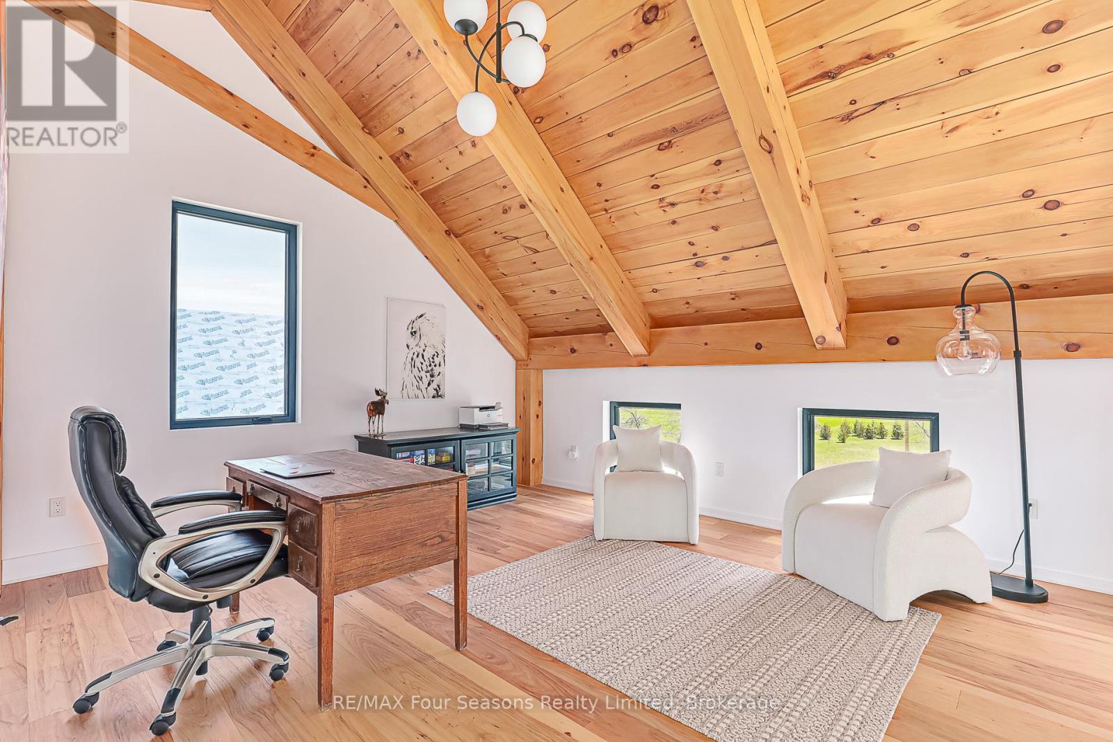Photo 23 of 113 Slabtown Road W, Blue Mountains ON