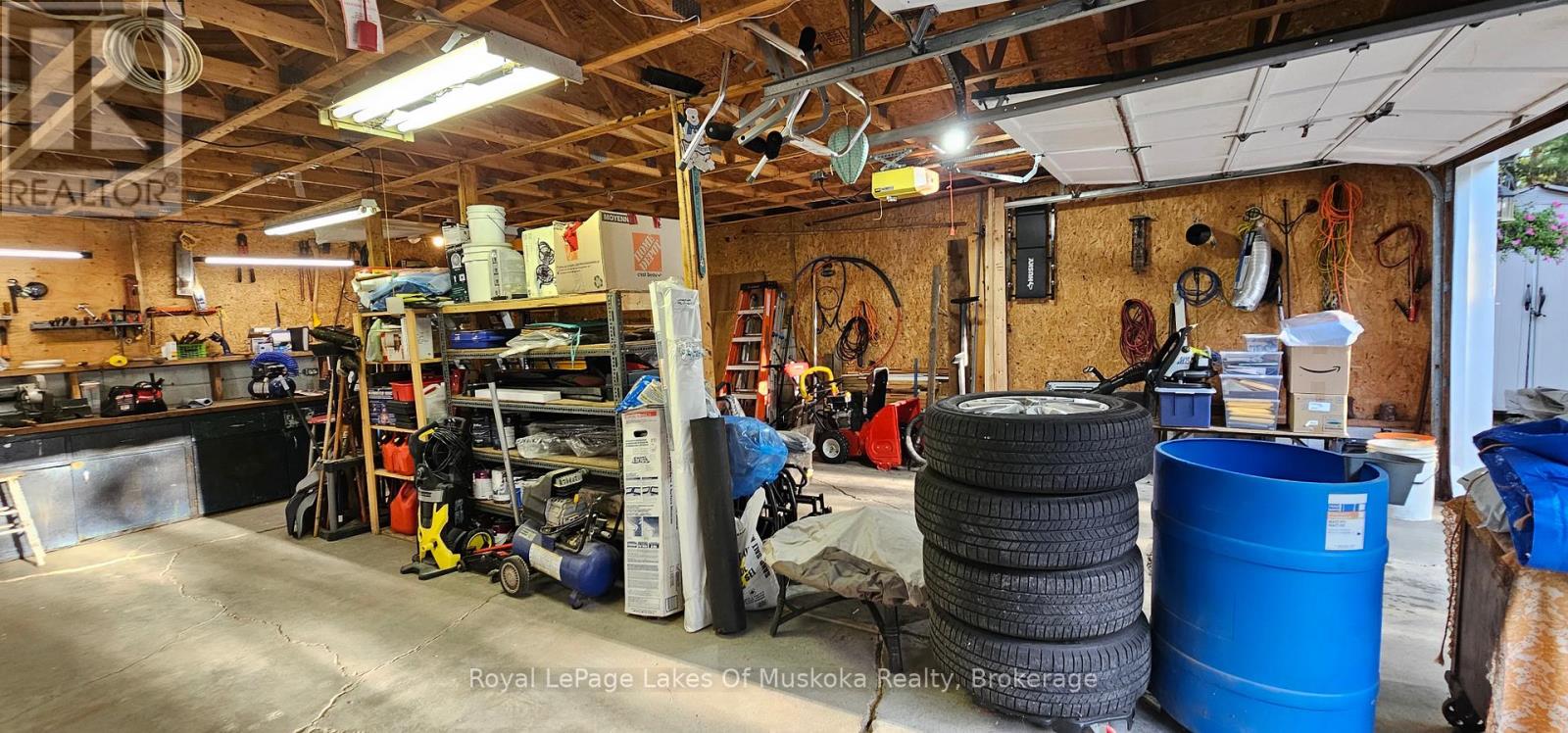 Photo 22 of 779 Old Muskoka Road, Huntsville ON