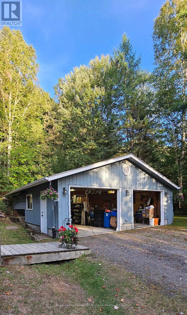 Photo 25 of 779 Old Muskoka Road, Huntsville ON