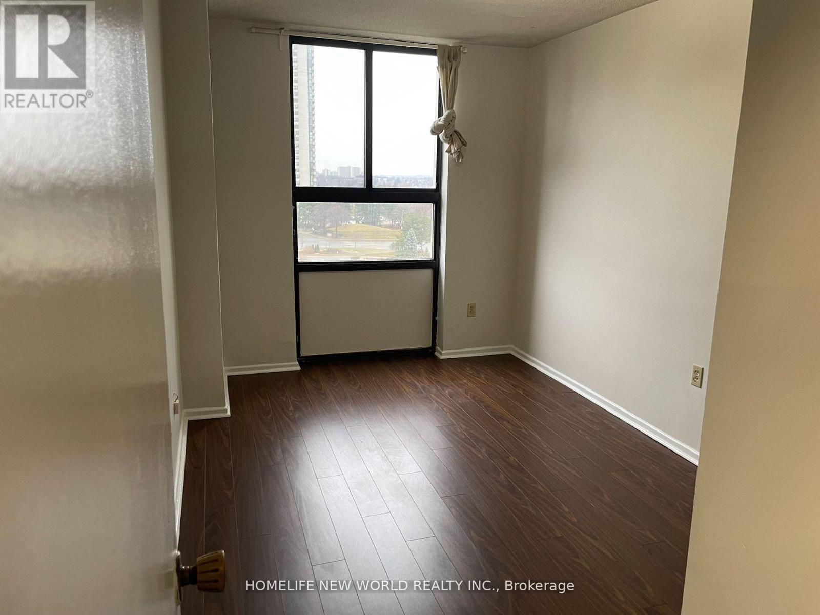 Photo 9 of 1514 177 Linus Road, Toronto ON