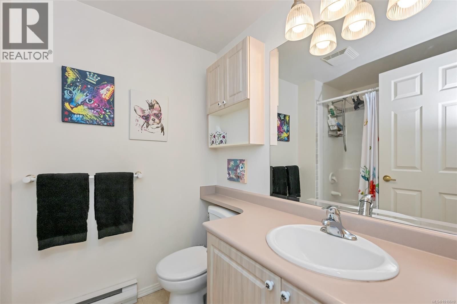 204 1240 Verdier Ave, Central Saanich