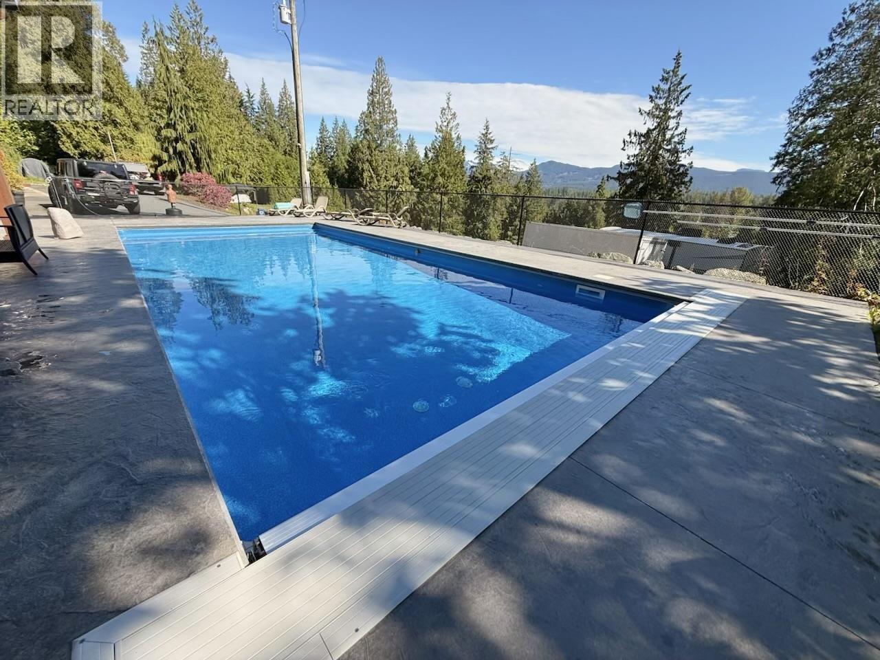 Photo 12 of 26560 Cunningham Avenue, Maple Ridge BC