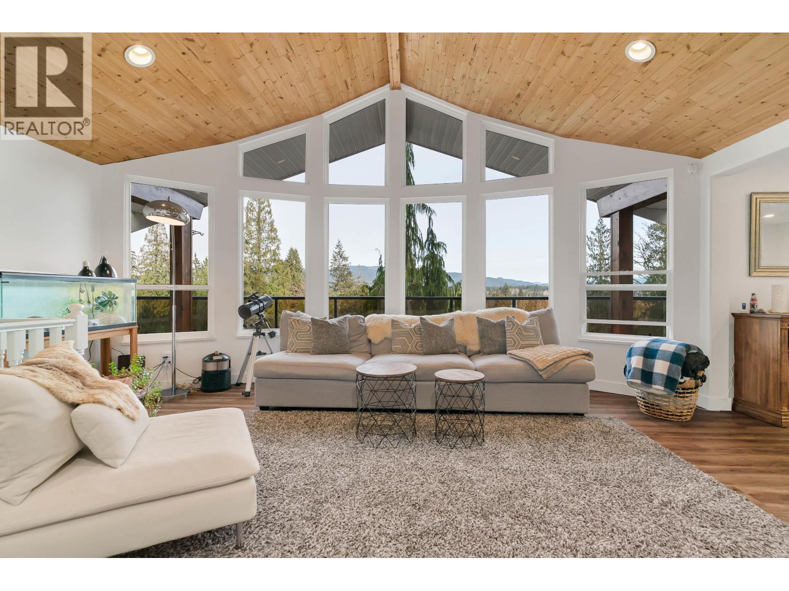 Photo 6 of 26560 Cunningham Avenue, Maple Ridge BC