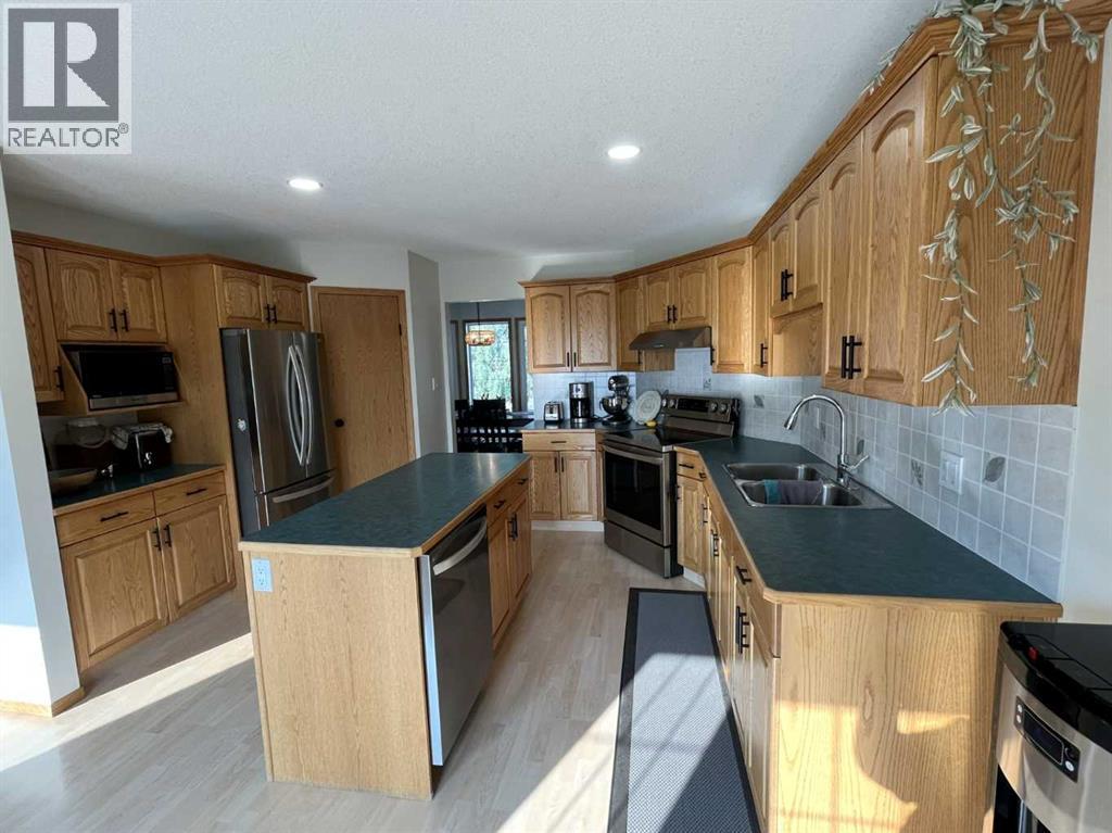Photo 15 of 145040 Rge Rd 181, Enchant AB