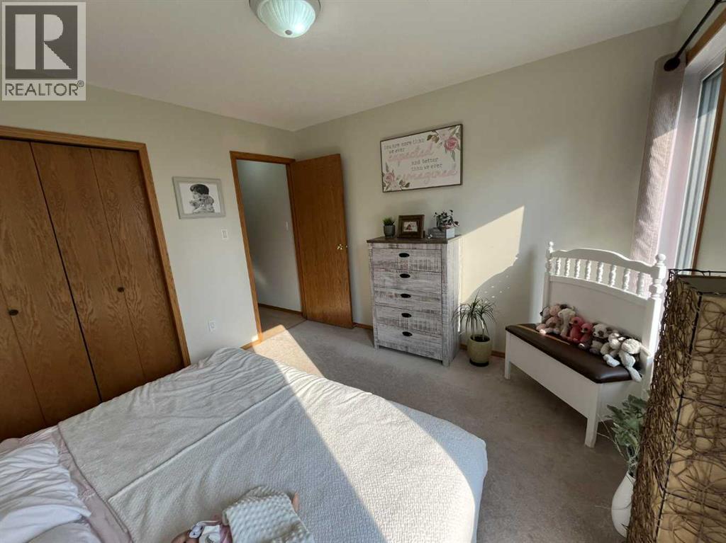 Photo 20 of 145040 Rge Rd 181, Enchant AB