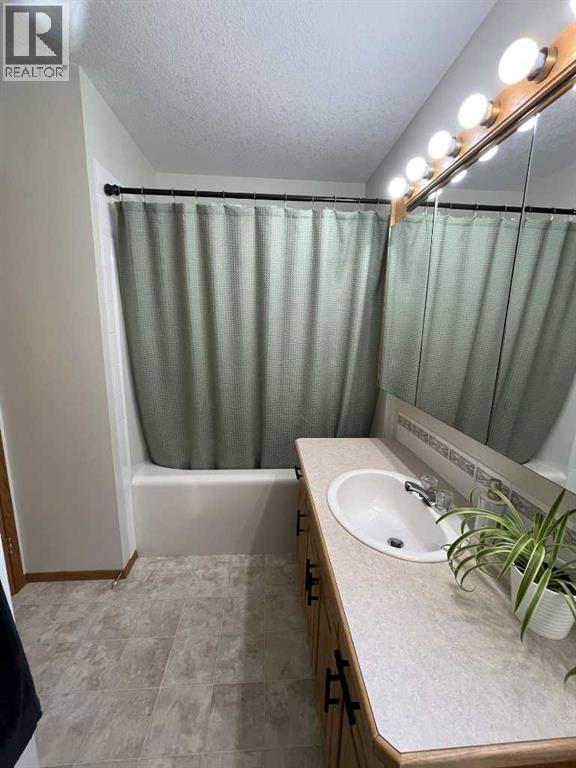 Photo 22 of 145040 Rge Rd 181, Enchant AB