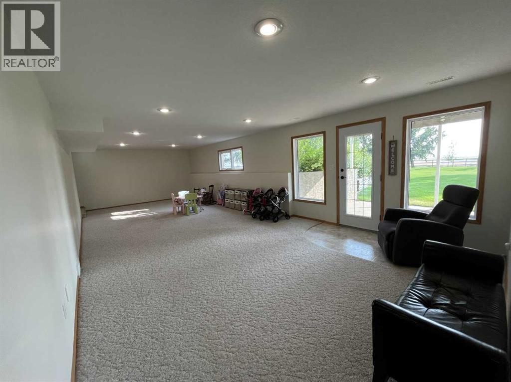 Photo 23 of 145040 Rge Rd 181, Enchant AB