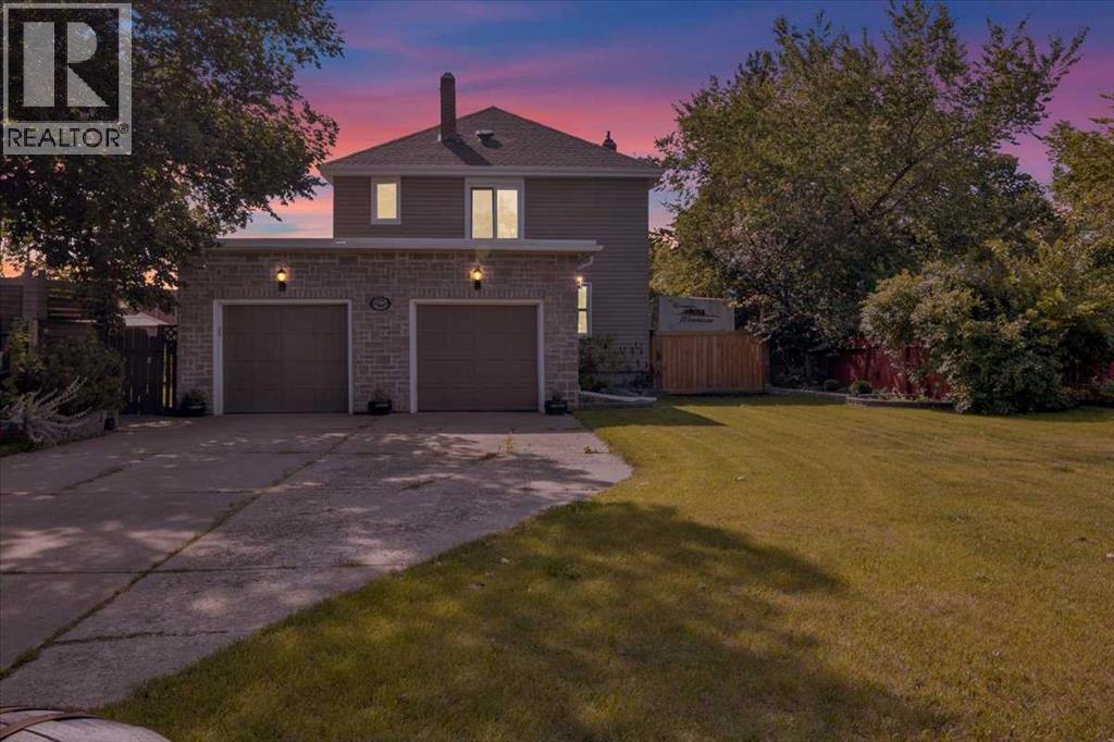 Photo 1 of 17107 80 Avenue Nw, Edmonton AB