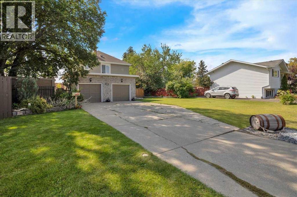 Photo 3 of 17107 80 Avenue Nw, Edmonton AB