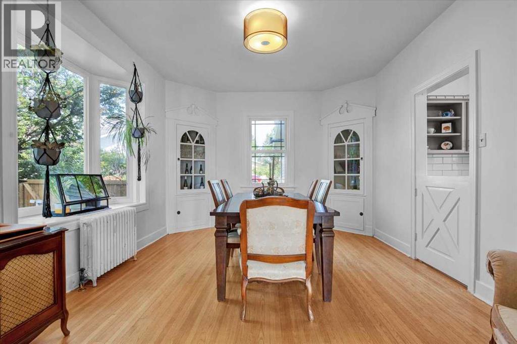 Photo 9 of 17107 80 Avenue Nw, Edmonton AB