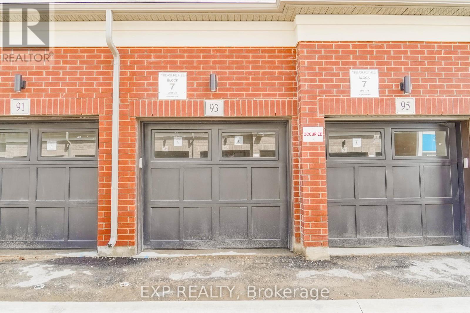Photo 31 of 93 Matawin Lane, Richmond Hill ON