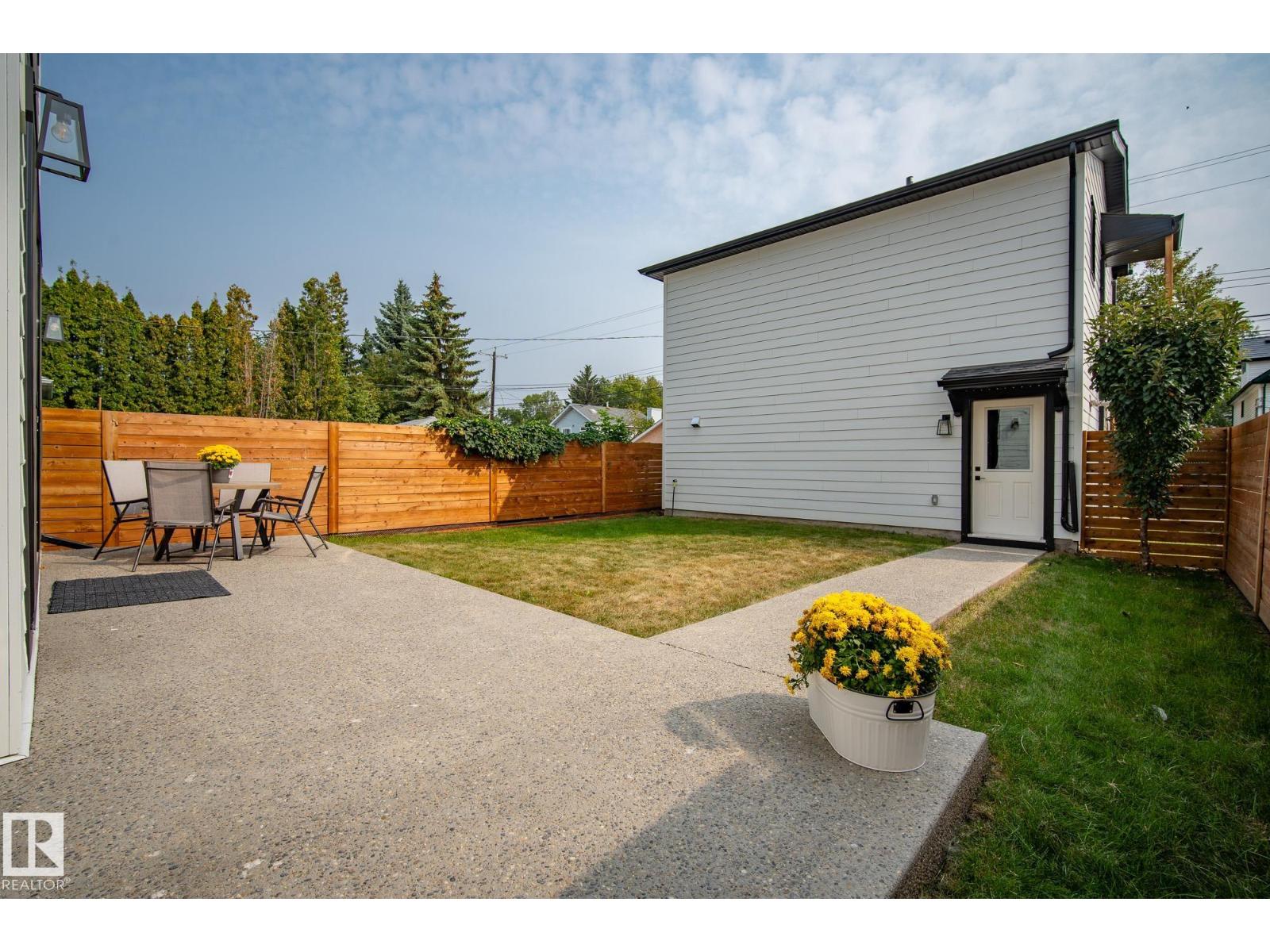 Photo 44 of 9721 96 St Nw, Edmonton AB