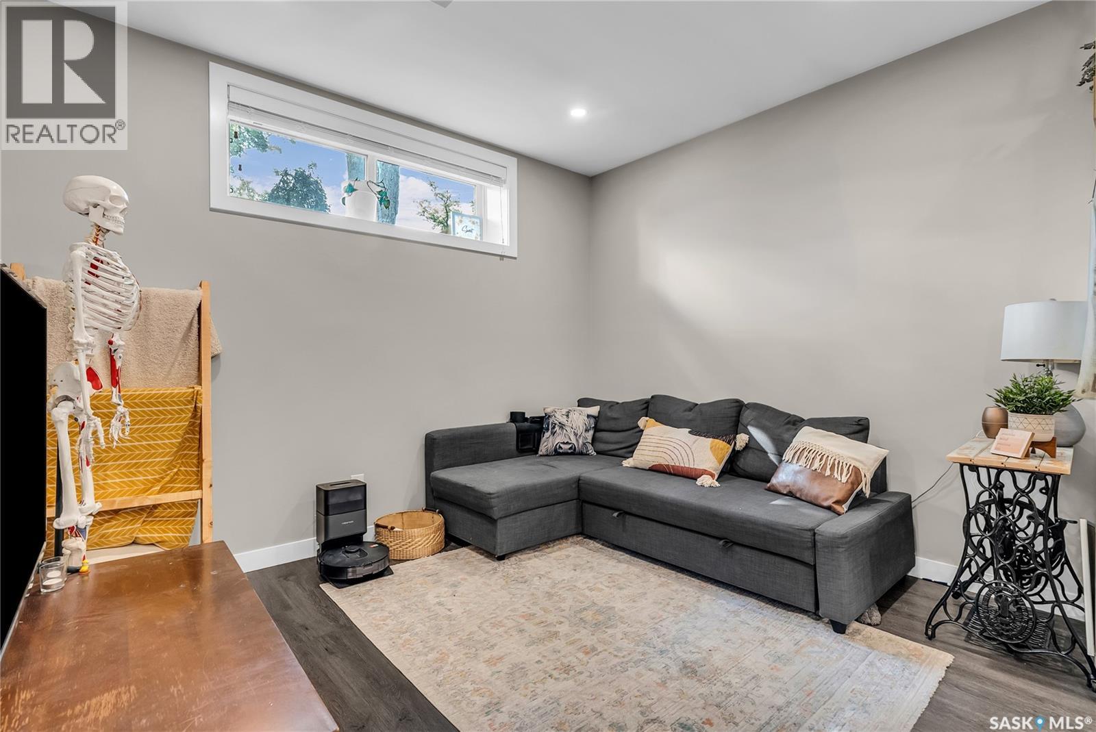 Photo 33 of 1410 Alexandra Avenue, Saskatoon SK