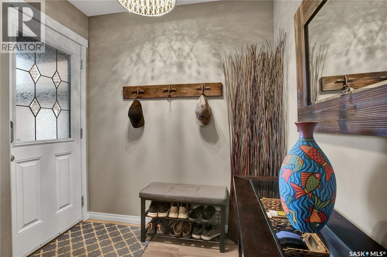 Photo 2 of 466 Henick Crescent, Saskatoon SK