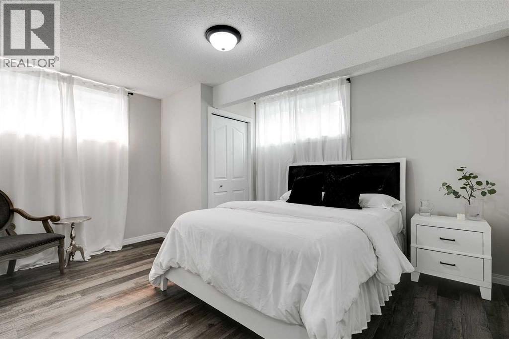 Photo 32 of 95 Prestwick Heath Se, Calgary AB