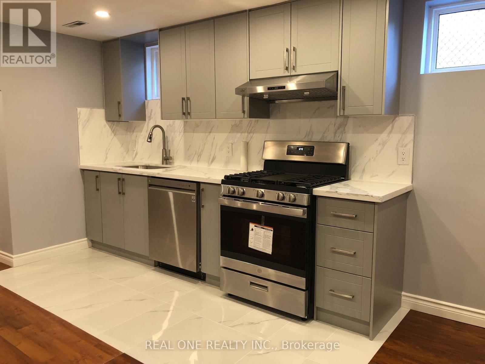 Photo 6 of Lower 1161 Shadeland Drive, Mississauga ON