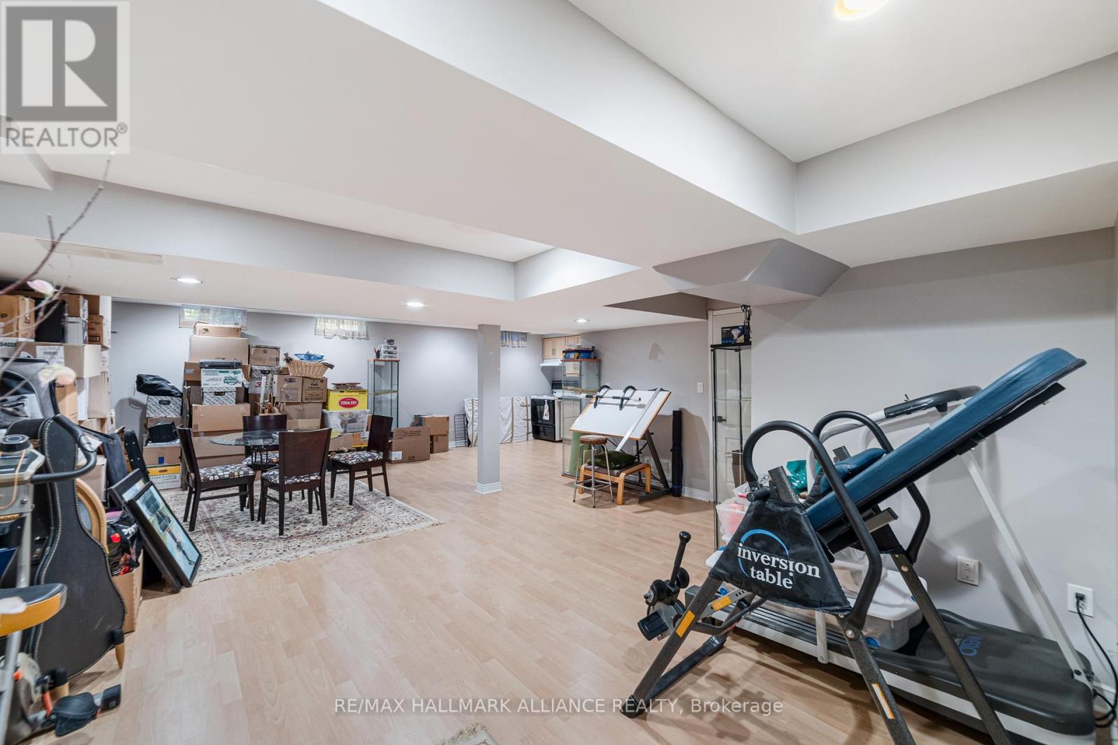 Photo 33 of 365 Turnberry Crescent, Mississauga ON