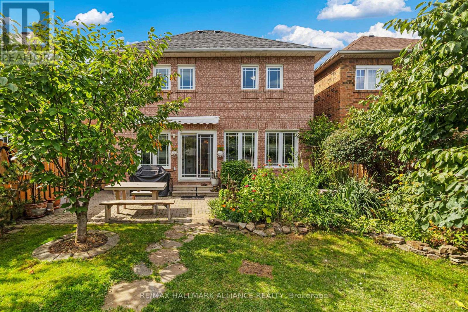 Photo 39 of 365 Turnberry Crescent, Mississauga ON