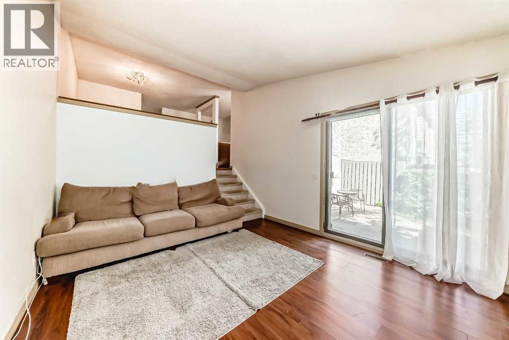 Photo 19 of 17 6915 Ranchview Drive Nw, Calgary AB